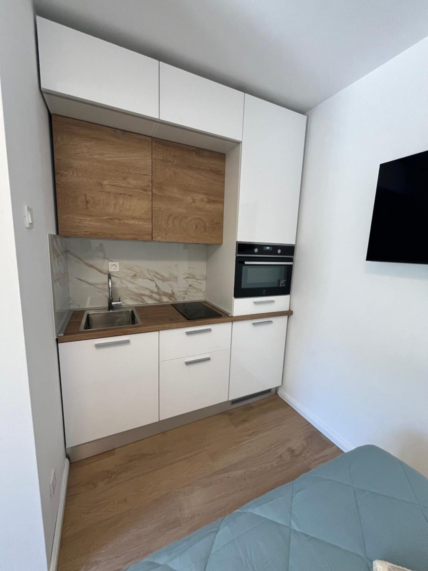 Apartament Green Oasis For Two, 30 Meters From Sea *